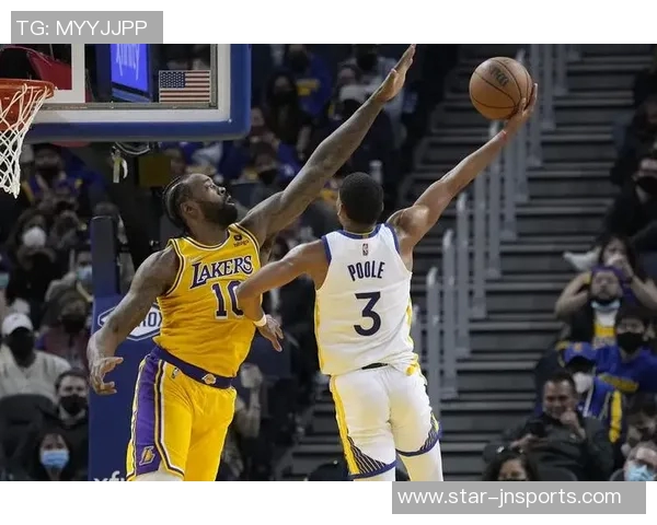 体育实时数据深入分析上海篮球队反击战术的特点与实施效果